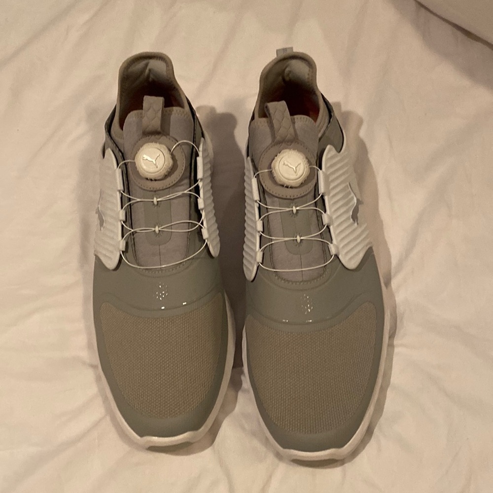 Mens Puma Ignite PWRAdapt traction golf shoes. New without box
